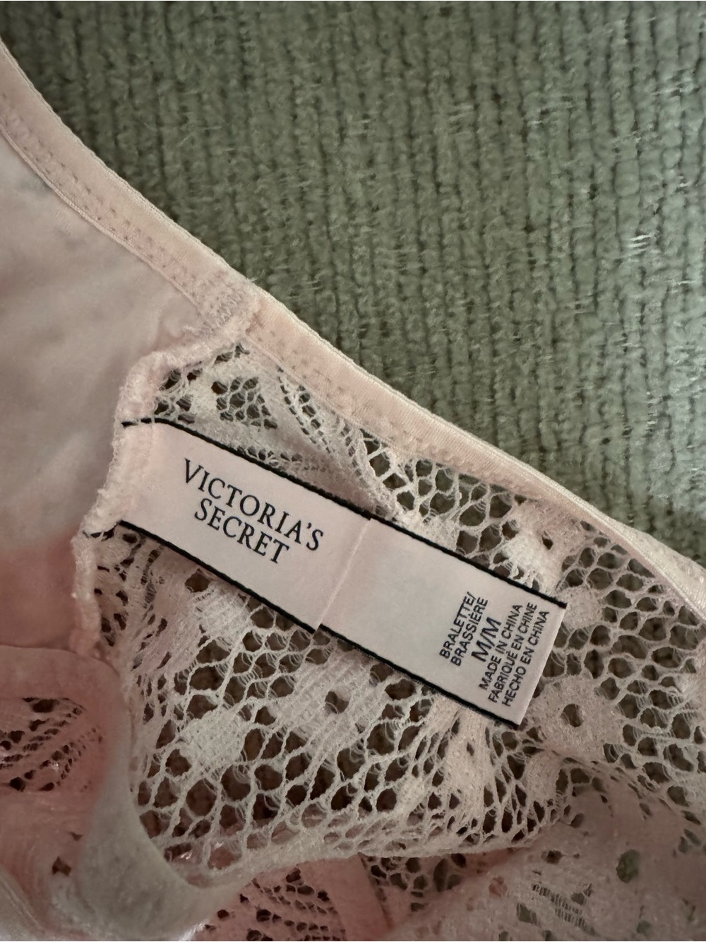 Victoria's Secret Plum & Pink Lace Deep V Bralette Set - Picture 3 of 3